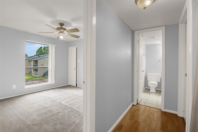 Building Photo - 3300 Pebblebrook Dr