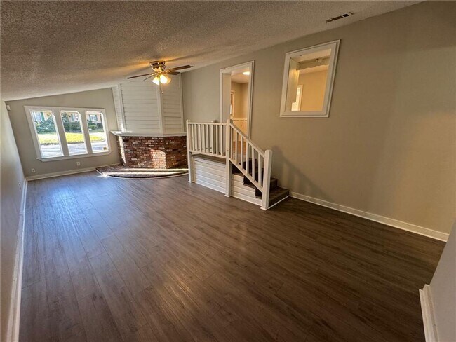 Building Photo - 3801 Del Monte Ct