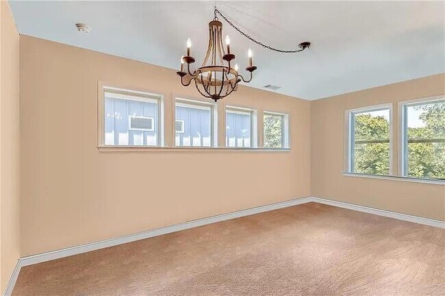 Building Photo - 2665 Parks Edge Dr SE