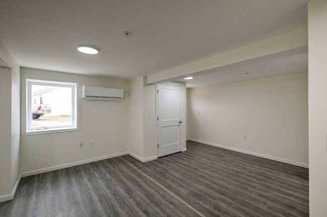 Building Photo - 42828 Gibson Rd