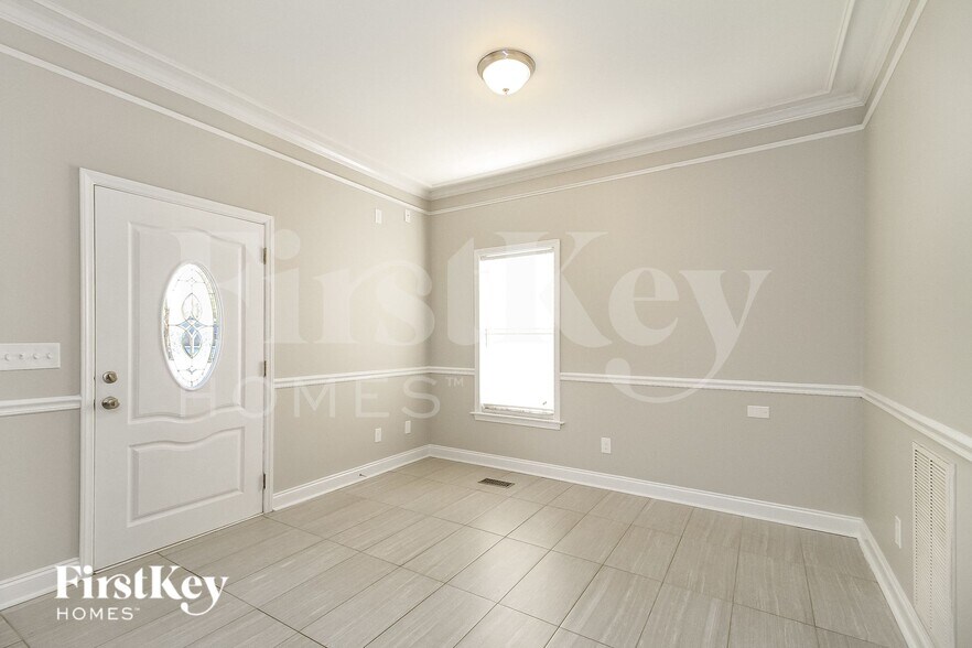 Building Photo - 7240 Orchard Path Dr