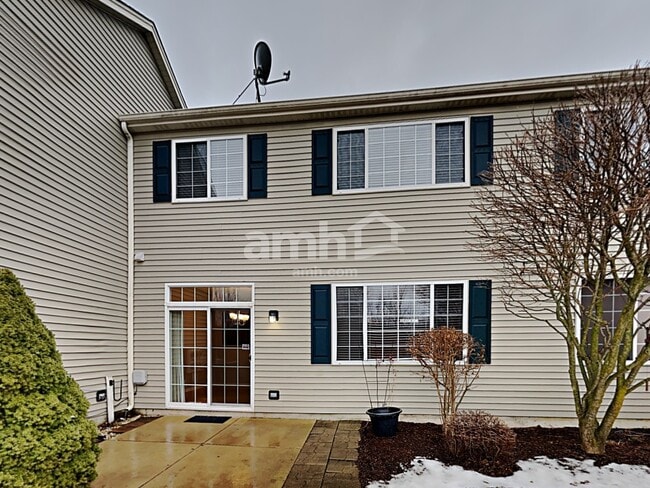 Building Photo - 606 Wildwood Ln