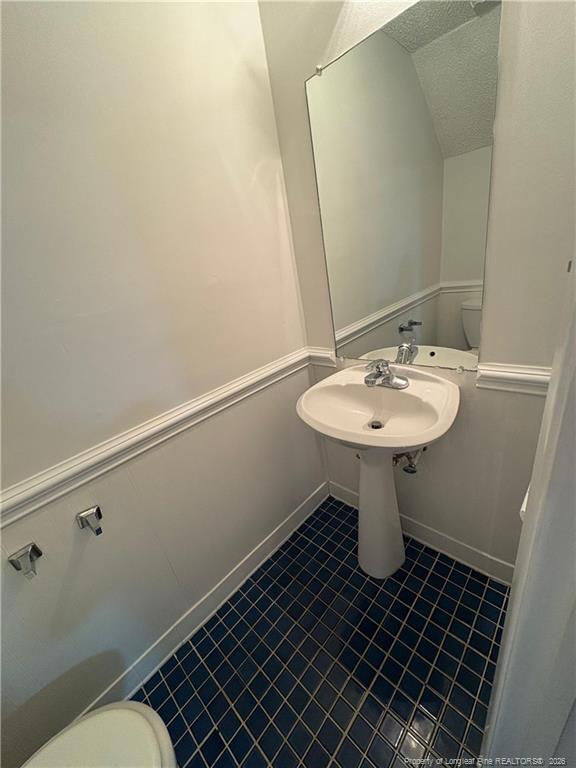 Building Photo - 571 Winding Creek Rd