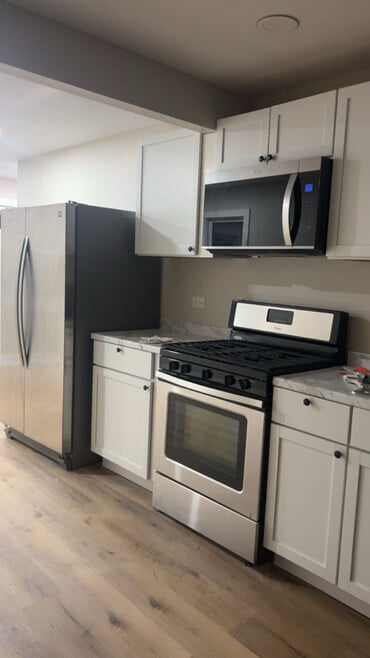 Building Photo - 2808 Searles Ave