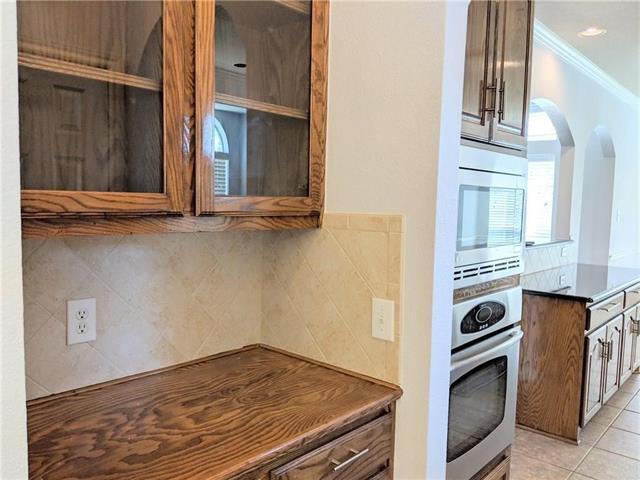 Building Photo - 213 Palomino Ct