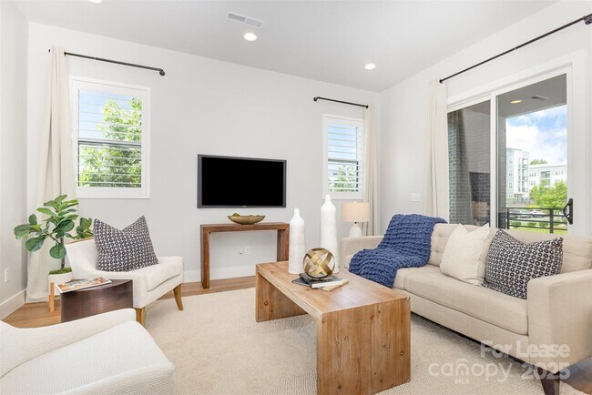 Building Photo - 2523 Irwin Strm Rd