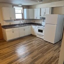 Building Photo - 721 N Teal St