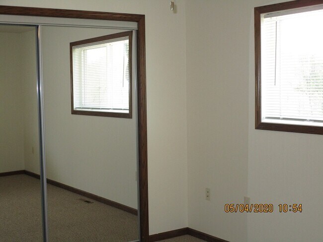 Master BR #1 - 12197 Firefly Rd