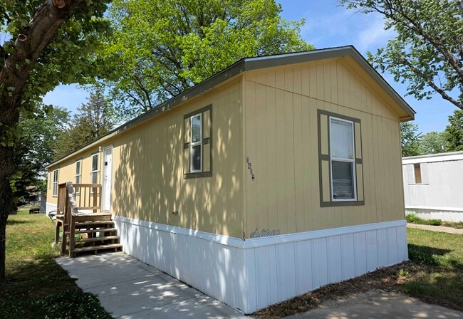 Building Photo - 1412 W Harbour Unit 152