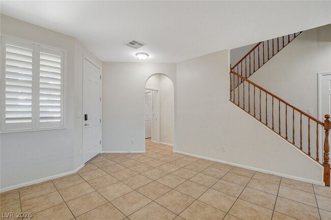 Building Photo - 9734 Maspalomas St