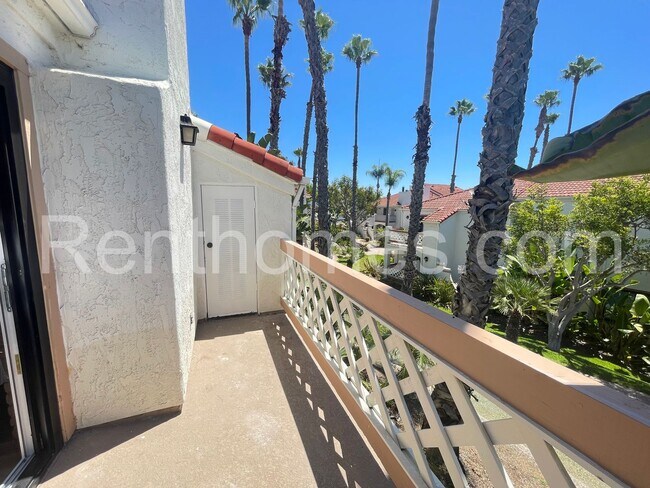 Building Photo - 9489 Fairgrove Ln