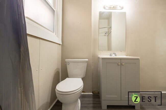 Building Photo - 12120 Stoepel St