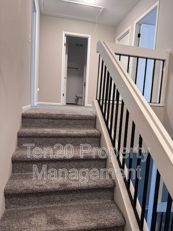 Building Photo - 2525 Norris Rd