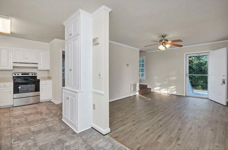 Building Photo - 1808 Lowder Dr