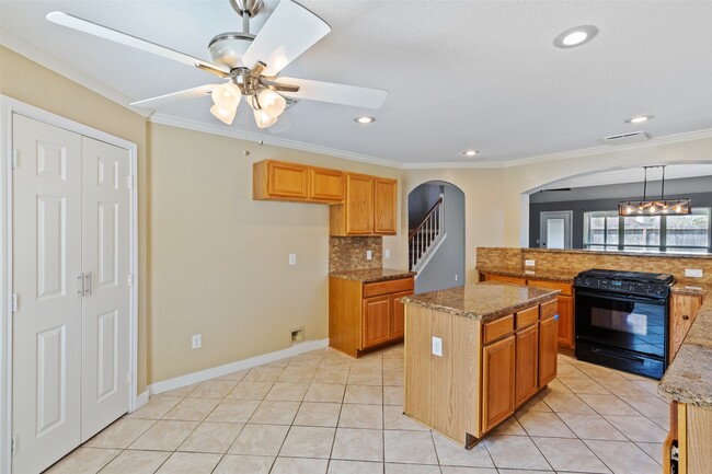 Building Photo - 3904 Ivywood Dr