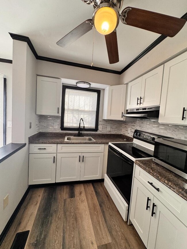 Building Photo - 2016 Brunt St