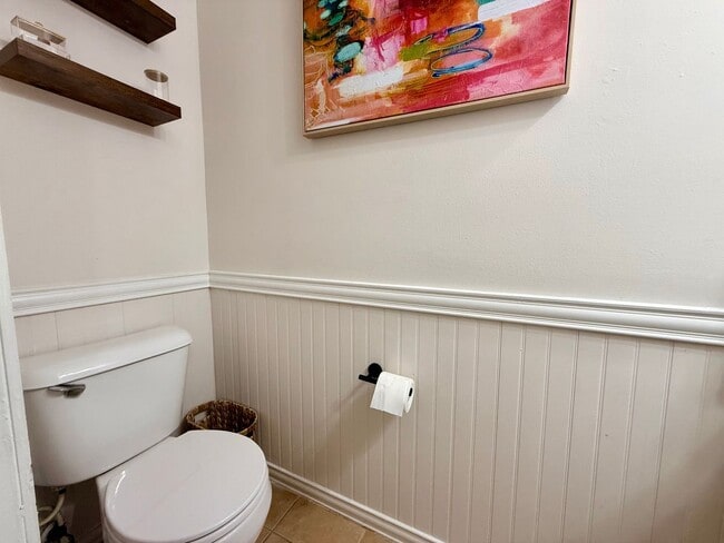 Building Photo - Gorgeous Single Family 4 bedroom furnished rental in Green Run