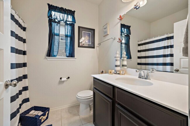 Building Photo - 301 Normal School Way