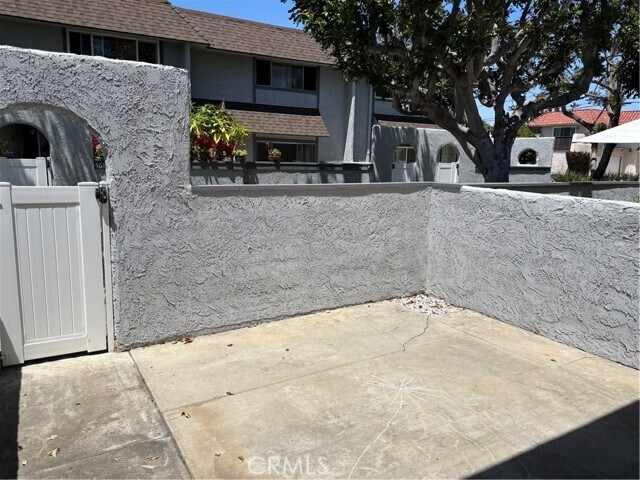 Building Photo - 4681 Twintree Dr