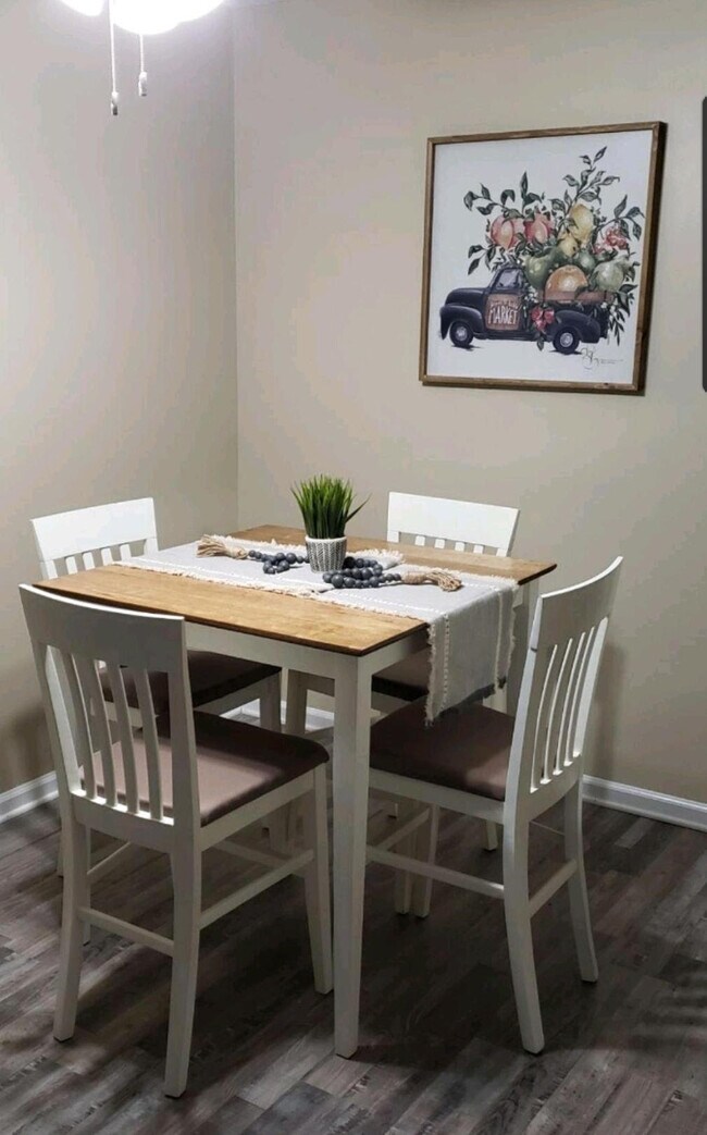 Building Photo - 426 Brucken Strasse Rd