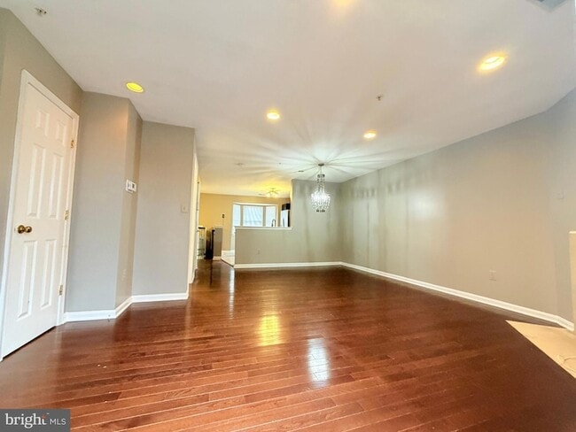 Building Photo - 4805 Cowslip Ct