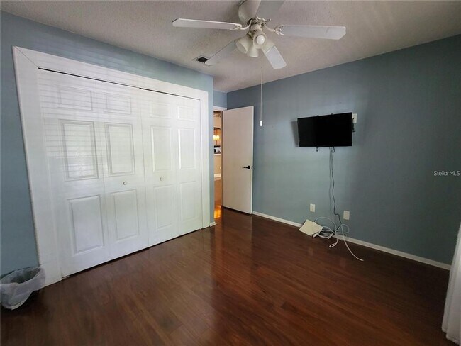 Building Photo - 5477 Lake Margaret Dr