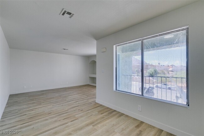 Building Photo - 6932 Kilgore Dr