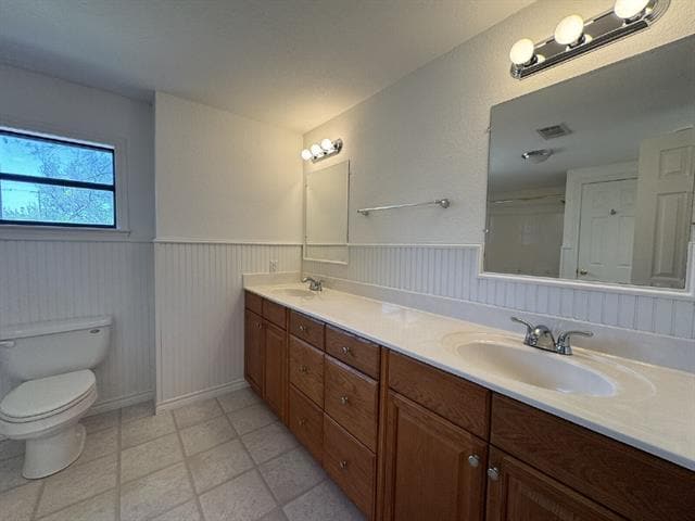 Building Photo - 1272 McNeil St