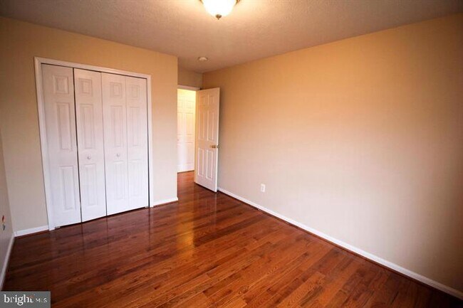 Building Photo - 35382 Gosling Ln