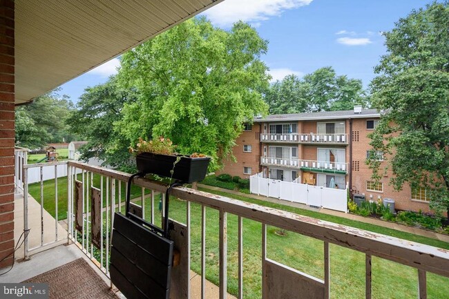 Building Photo - 5605 Franconia Rd