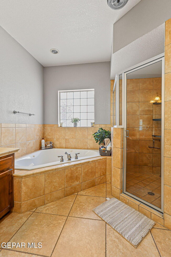 Building Photo - 3824 Tierra Lisboa Ln