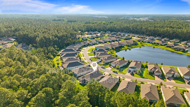 Building Photo - 383 St Vincent Dr