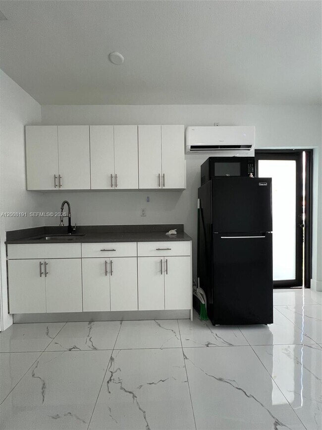 Building Photo - 20007 SW 122nd Ct