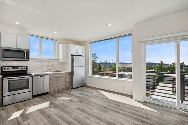 Interior Photo - Ship Street