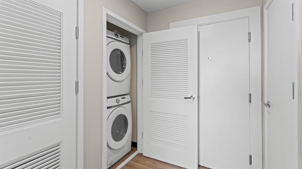 Building Photo - 475 Communipaw Ave