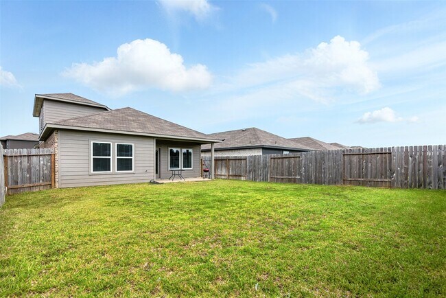 Building Photo - 24010 Breckenridge Hts Ln