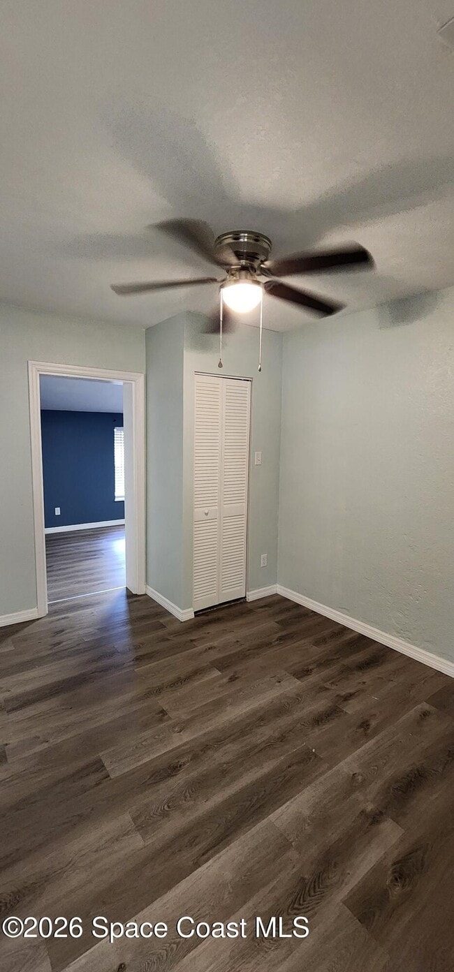 Building Photo - 1301 Lynne Dr