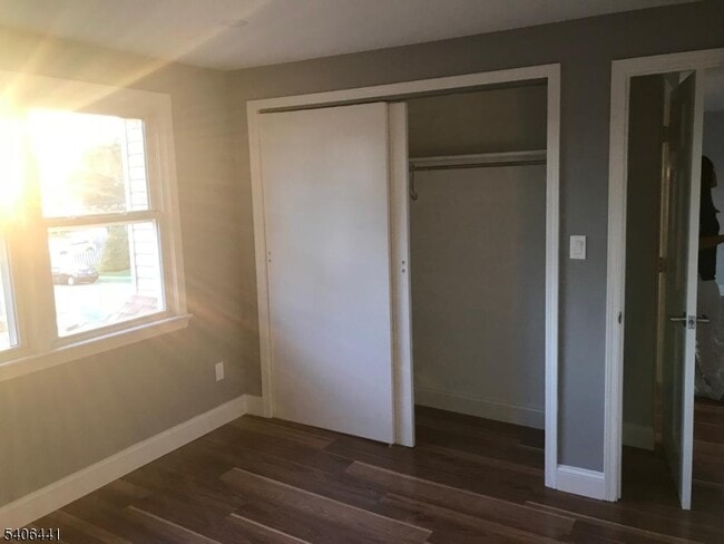 Building Photo - 140 Prospect St