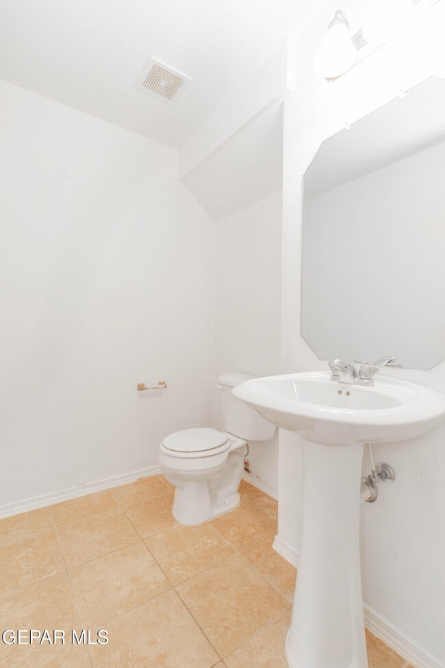 Building Photo - 14648 Friesian Trail