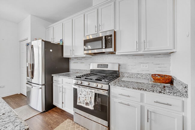 Building Photo - 4201 Calder Ln
