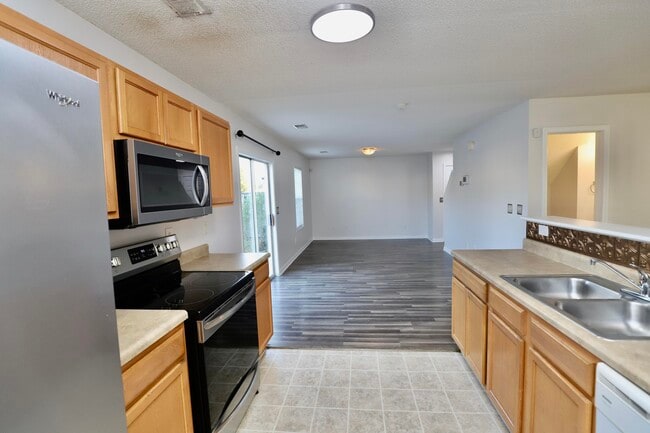 Building Photo - 1749 Mossberg Dr