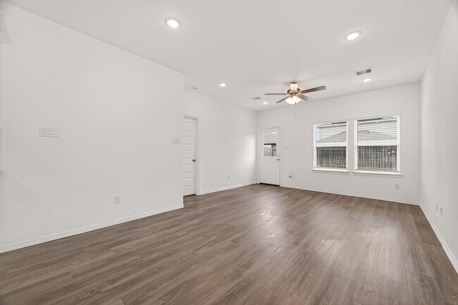 Building Photo - 23226 Spring Genesis Ln