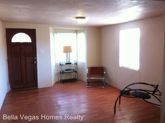Building Photo - 2 br, 1 bath House - 409 N 9th St