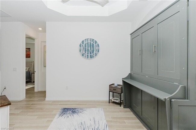Building Photo - 5959 Sunningdale St