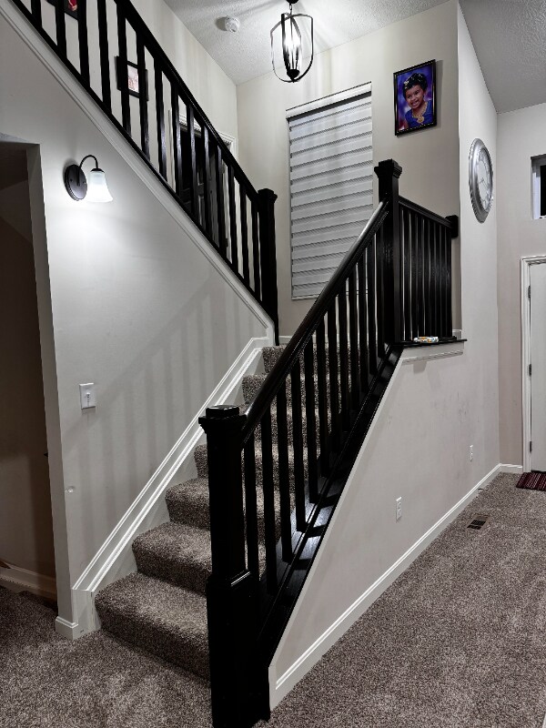 Building Photo - 731 Holbrook Dr