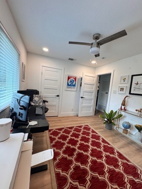 Building Photo - 2204 Palmera Cove