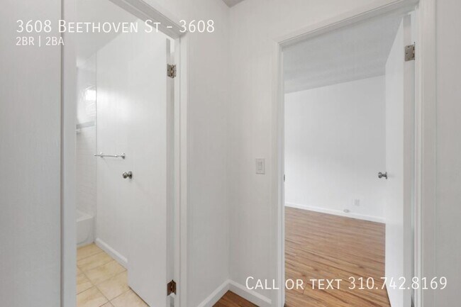Building Photo - 3608 Beethoven St