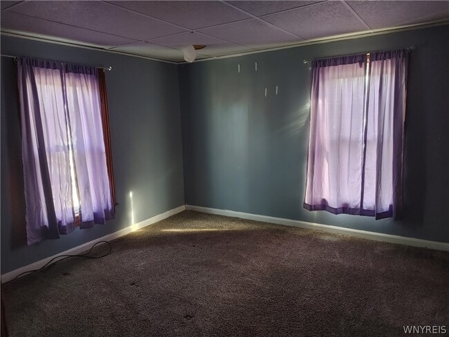 Building Photo - 770 Lake Rd