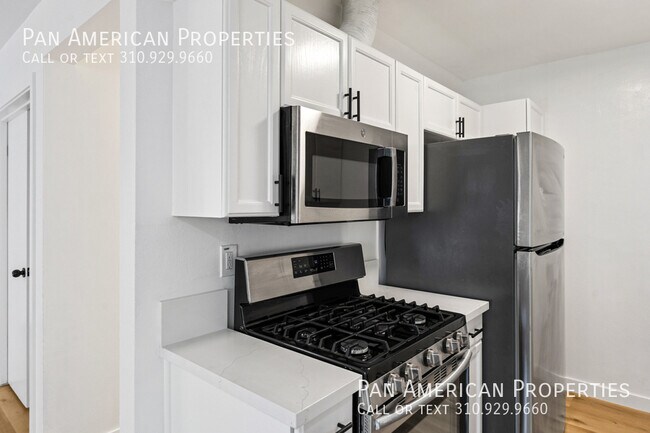 Building Photo - 638 Nebraska Ave