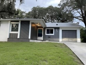 Building Photo - 247 Grove St